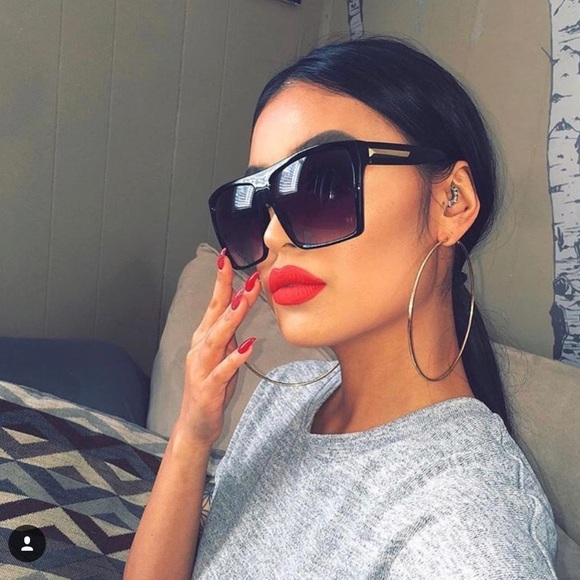 Unique Retro Square Sunshades - Picture 6 of 8